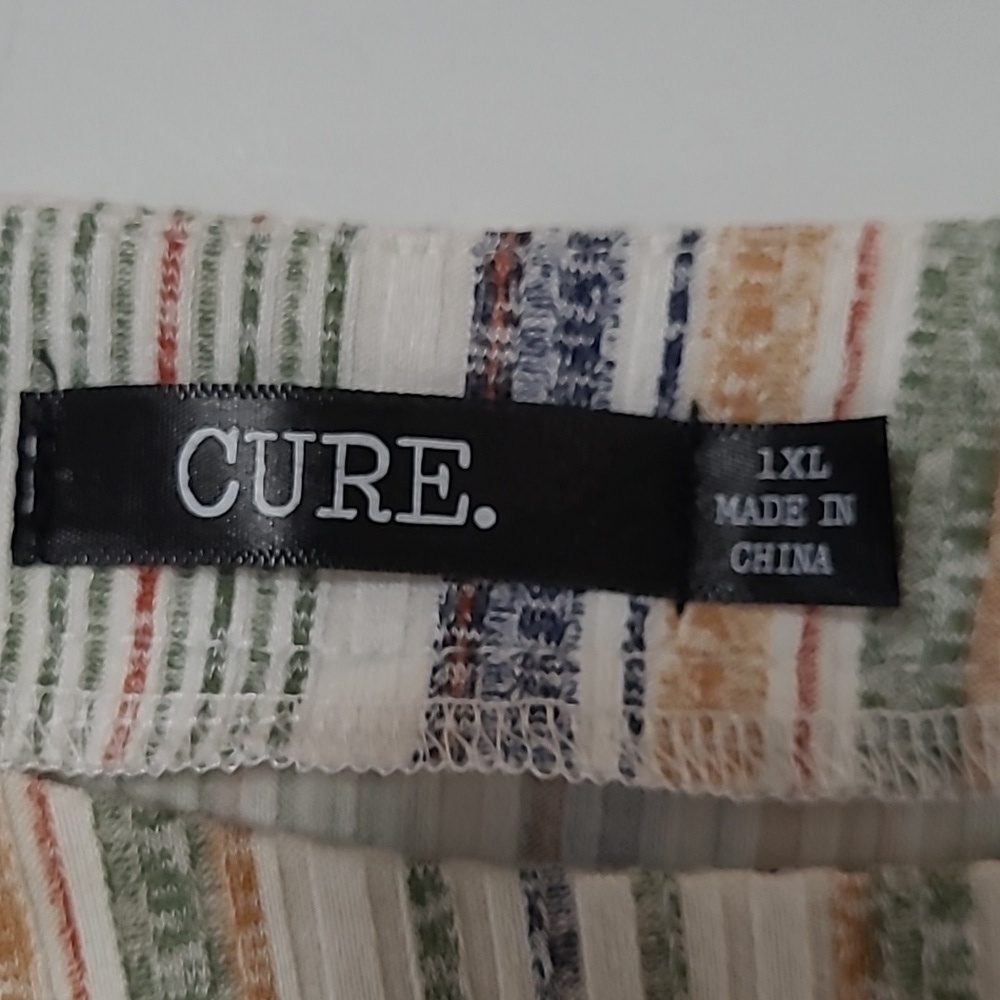 Cure. Colorful Vertically Striped Ribbed Top with Side Ruching size 1XL - Picture 3 of 9